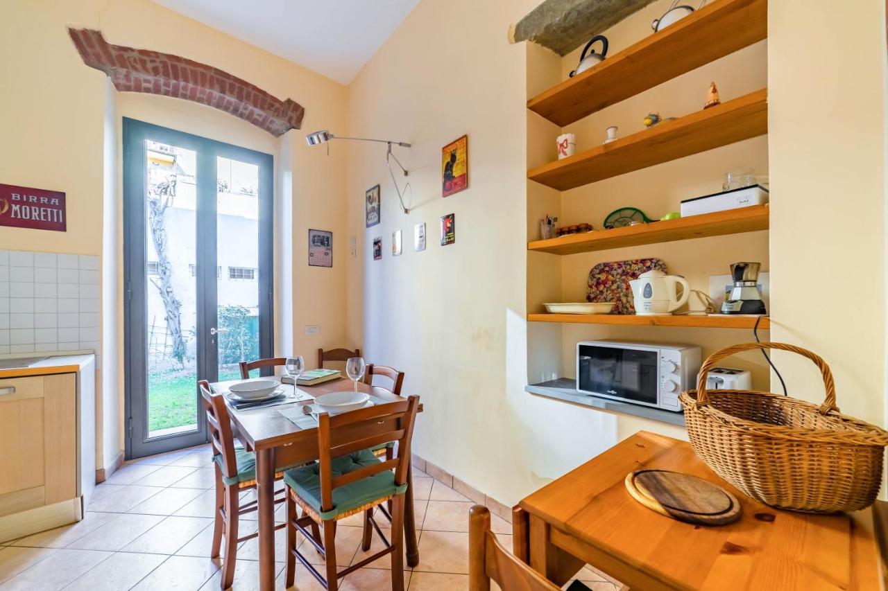 Florence Quiet Apartment With Private Garden Buitenkant foto